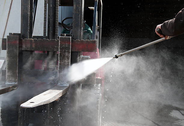 Best Sidewalk Pressure Washing  in West Bishop, CA